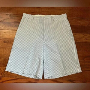 BERLE MEN’S SHORTS SEERSUCKER PLEATED REGULAR RISE White-Blue Sz 33